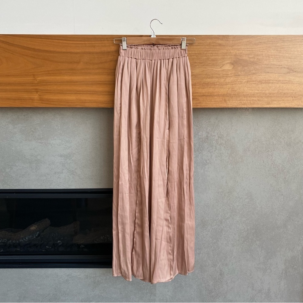 By Together Rayon Wide leg Pants Open in Front, Size S